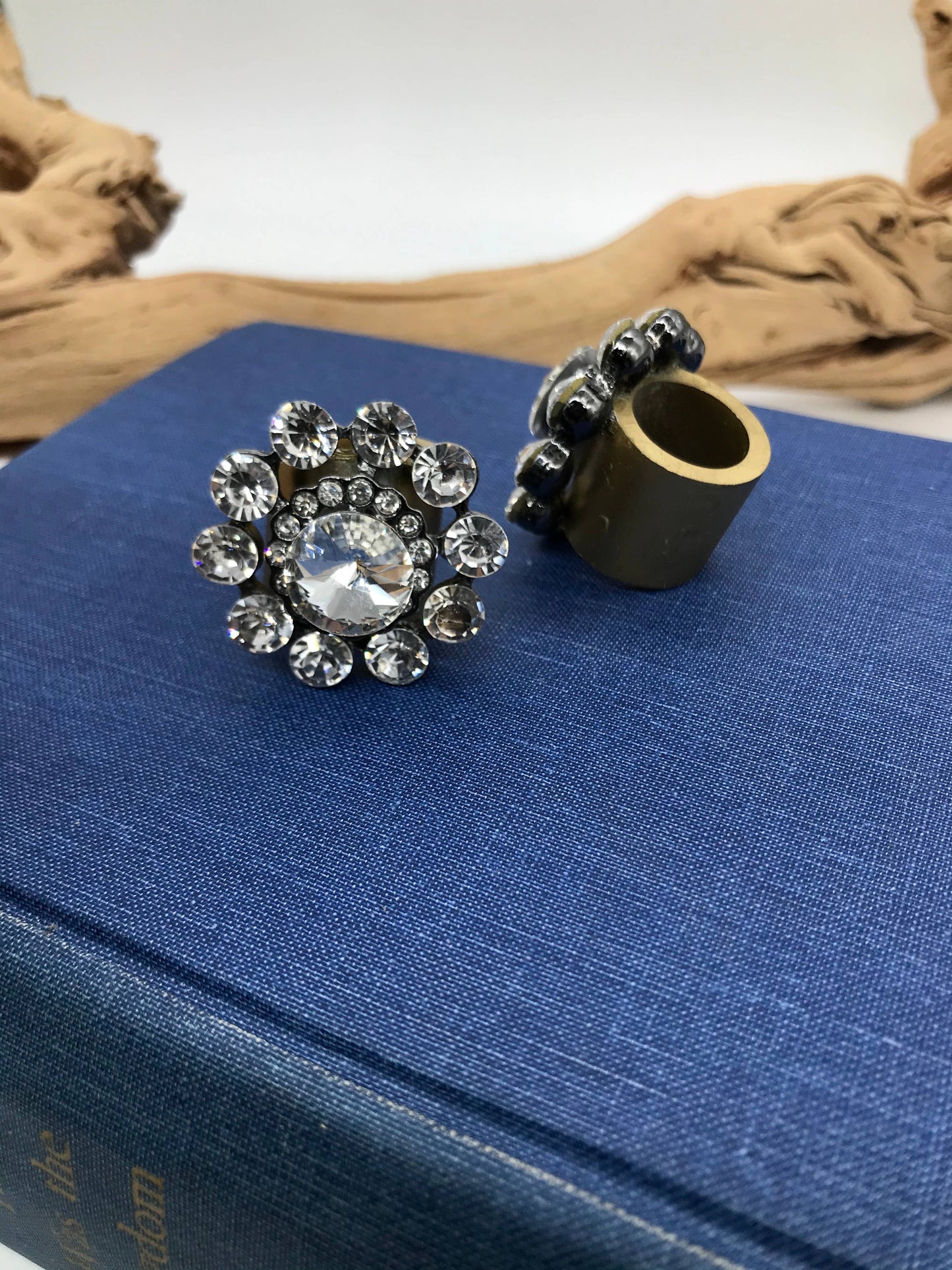 Crystal Button Slide