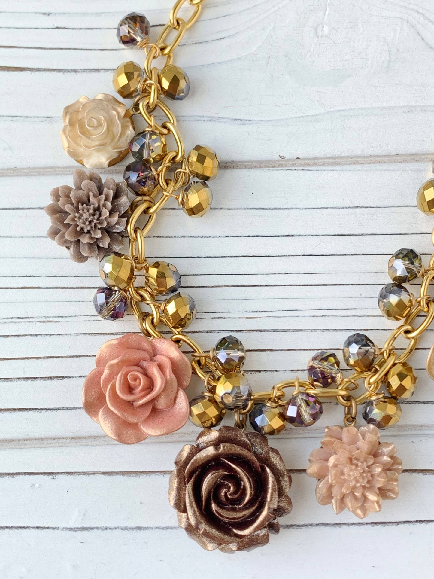 The Caramel Bouquet Necklace