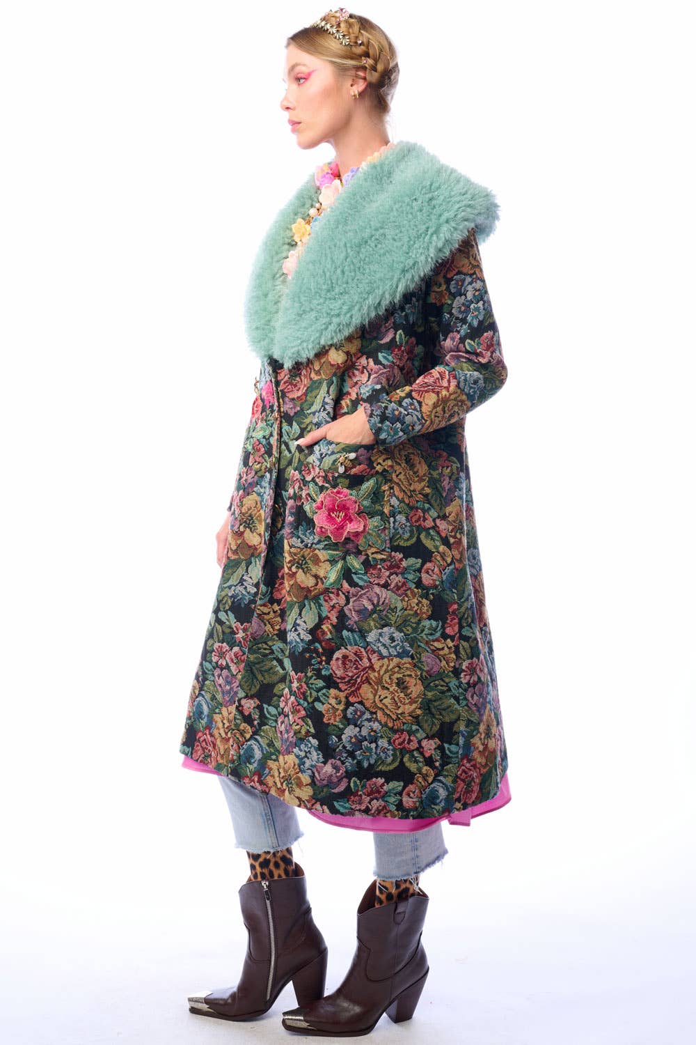 Isabel Coat