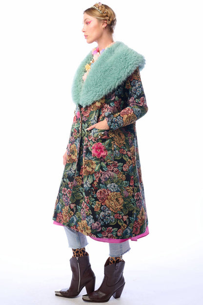Isabel Coat