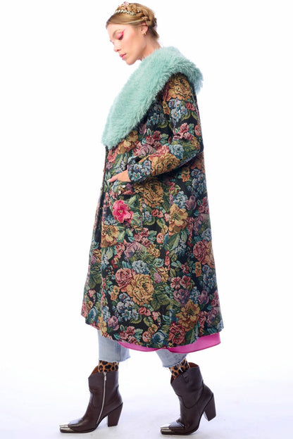 Isabel Coat